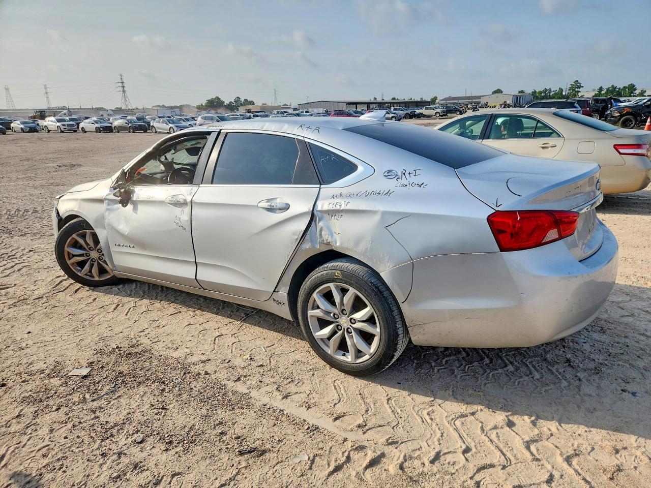 1G11Z5SA3KU117640 · 2019 CHEVROLET IMPALA · 2/12