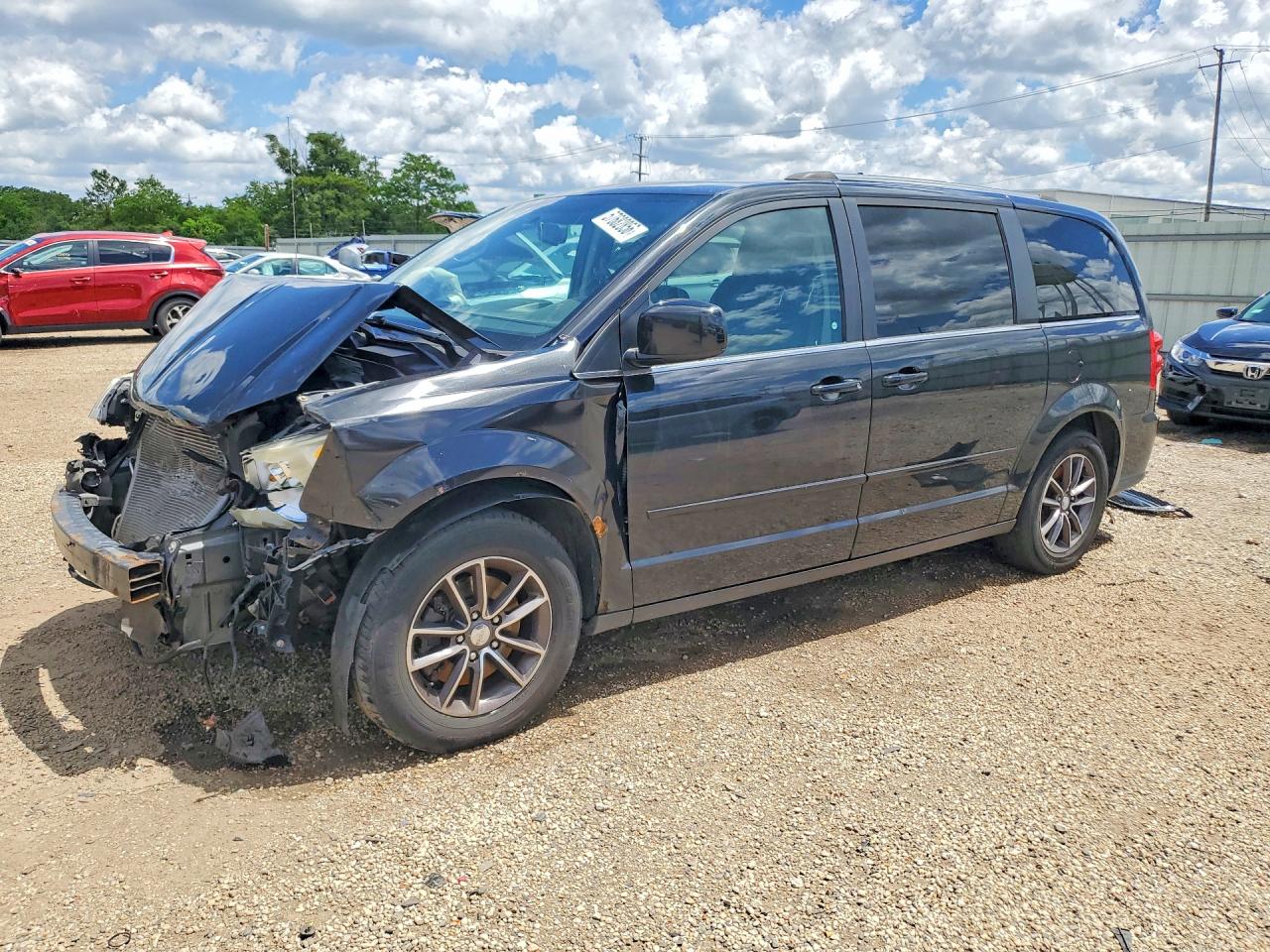 2C4RDGCG0HR750237 · 2017 DODGE GRAND CARAVAN