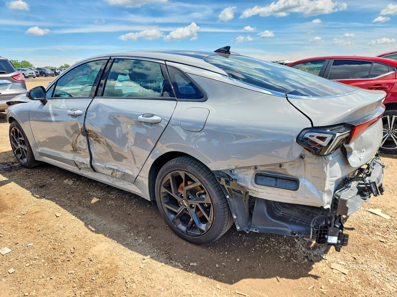 KNAG64J7XT5397656 · 2026 KIA K5 · 2/12