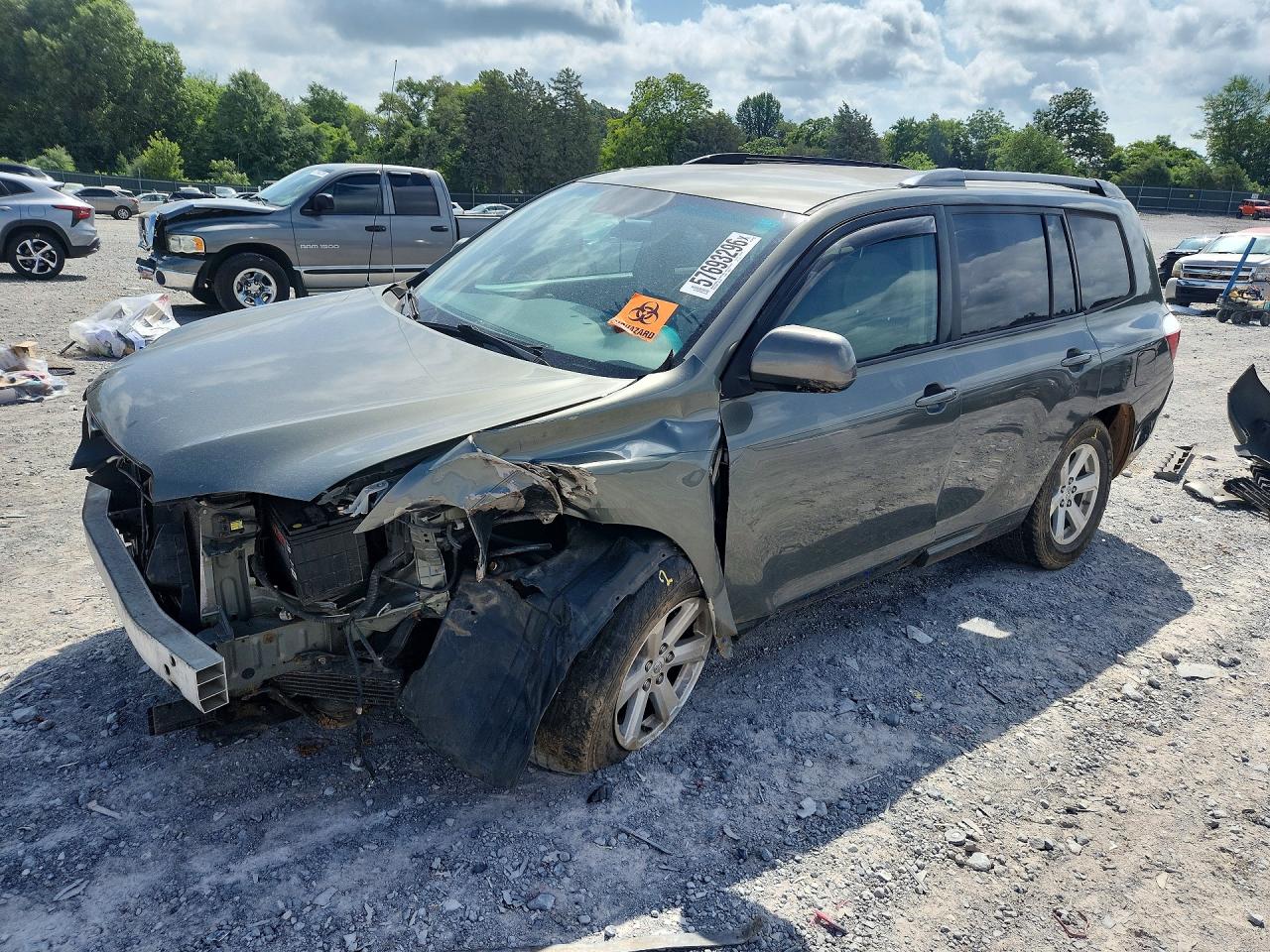 2010 TOYOTA HIGHLANDER