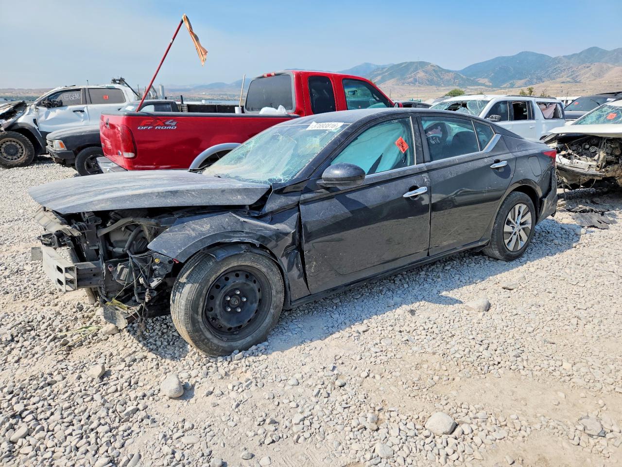 1N4BL4BV8KC145293 · 2019 NISSAN ALTIMA