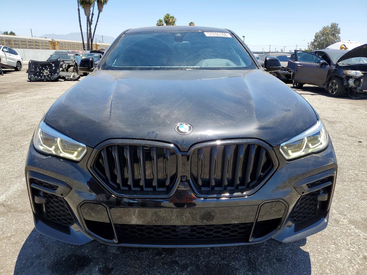 5UXCY6C0XN9L15796 · 2022 BMW X6 · 5/13