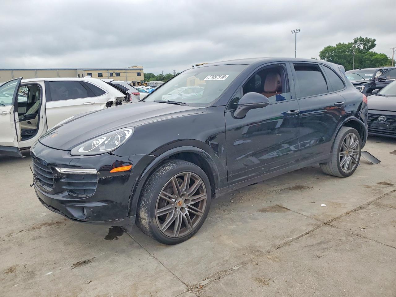 WP1AA2A21HKA85748 · 2017 PORSCHE CAYENNE
