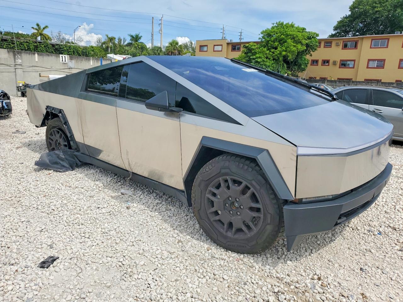 7G2CEHEE5RA039371 · 2024 TESLA CYBERTRUCK · 4/12