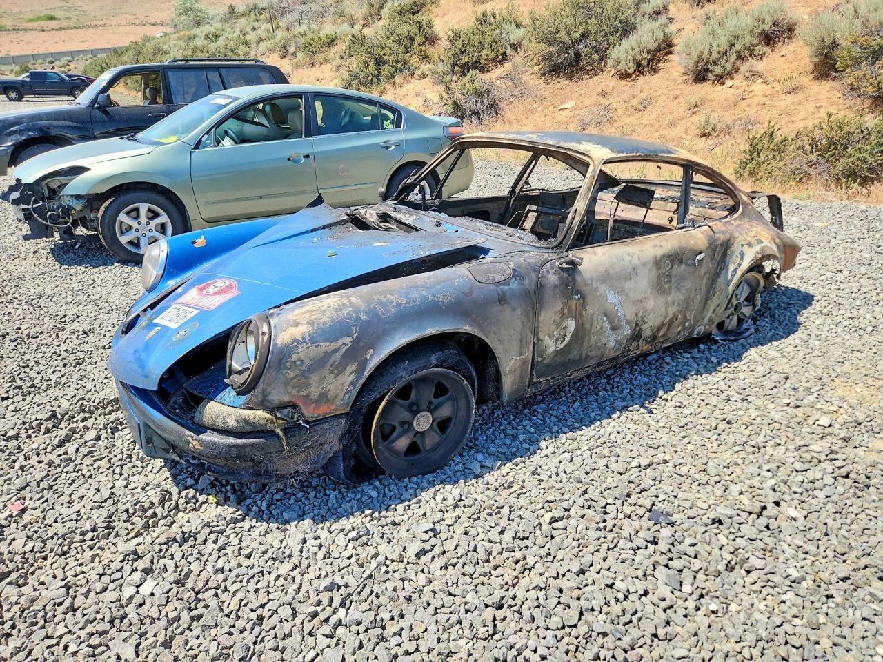 9112102693 · 1972 PORSCHE 911