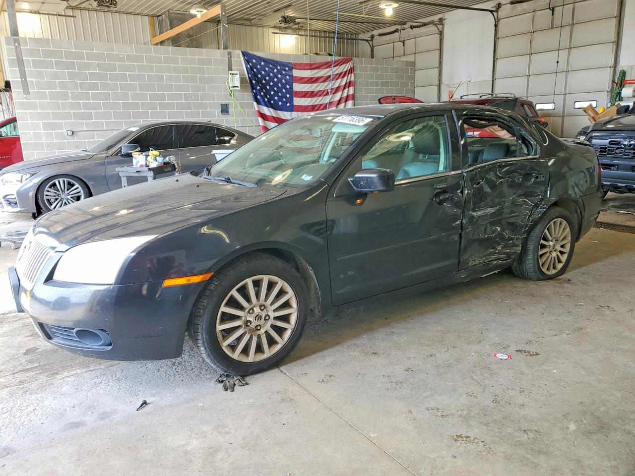 2009 MERCURY MILAN