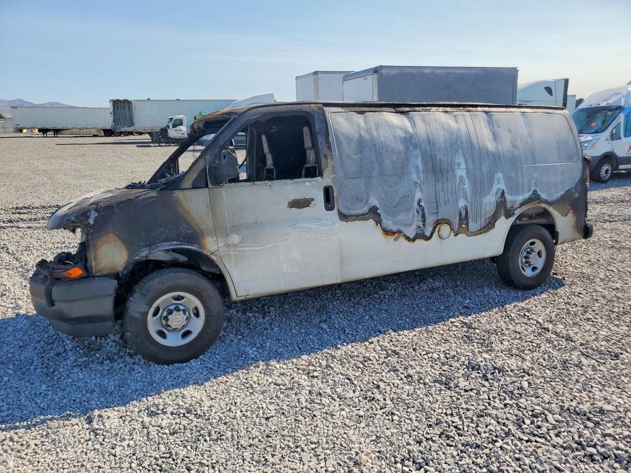 1GCWGBFPXS1268248 · 2025 CHEVROLET EXPRESS