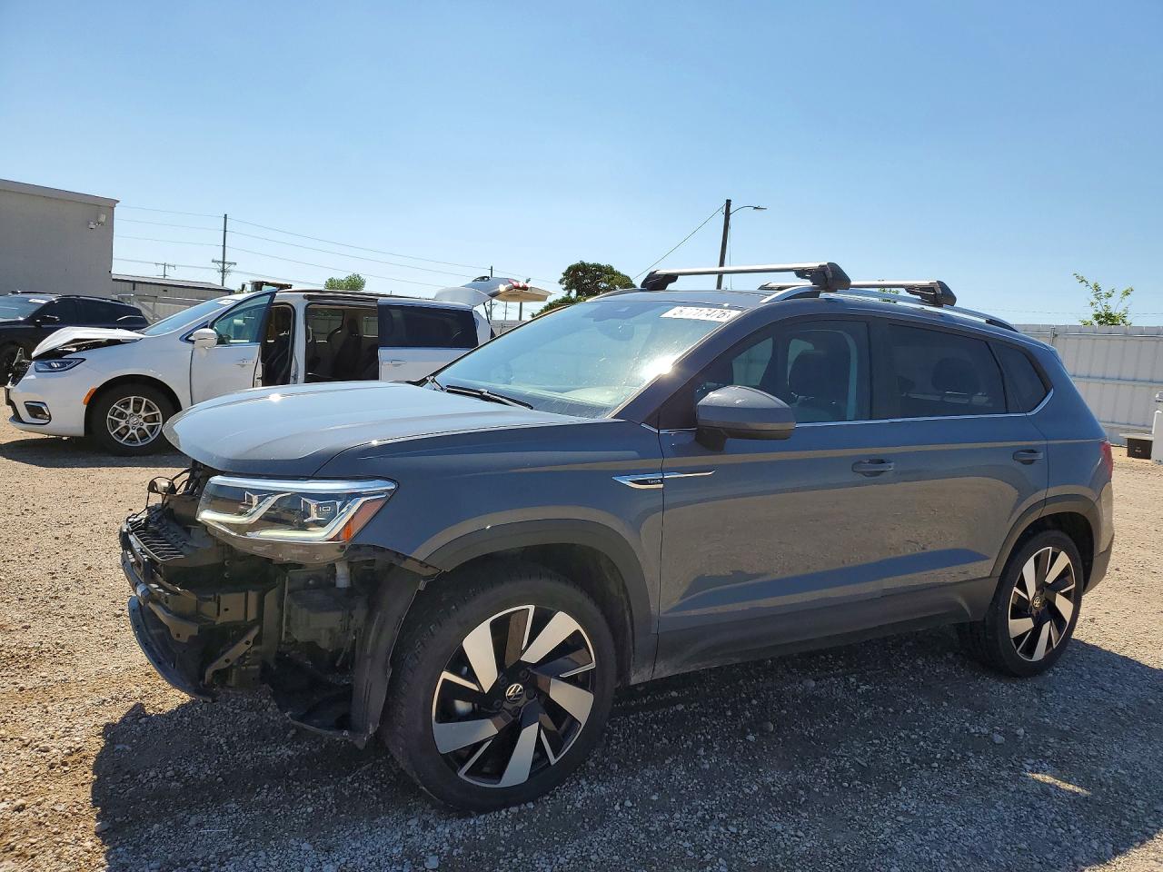 3VV4X7B21RM021147 · 2024 VOLKSWAGEN TAOS