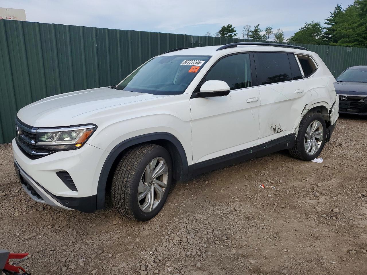 1V2WR2CA3MC565121 · 2021 VOLKSWAGEN ATLAS
