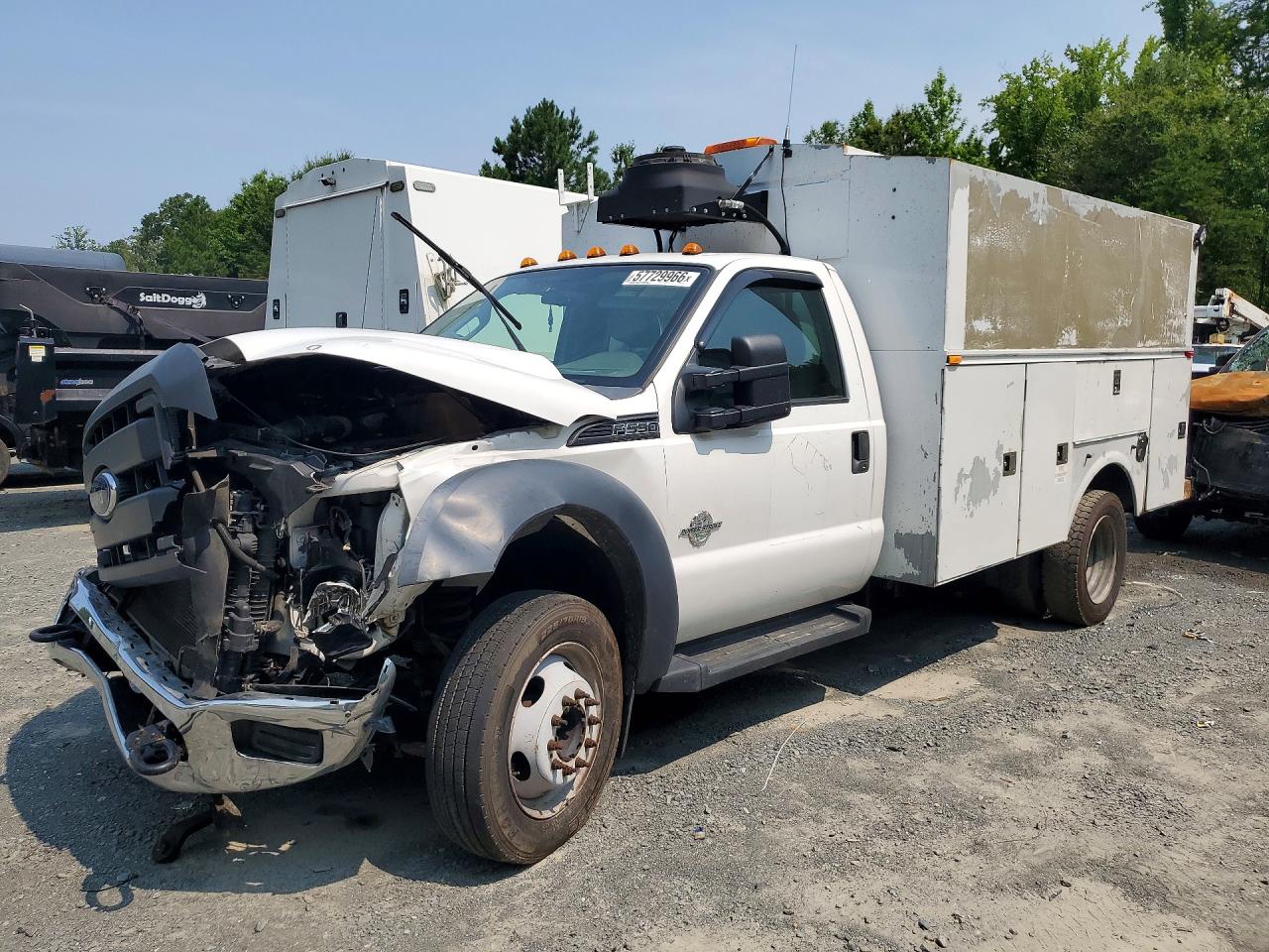 2012 FORD F550
