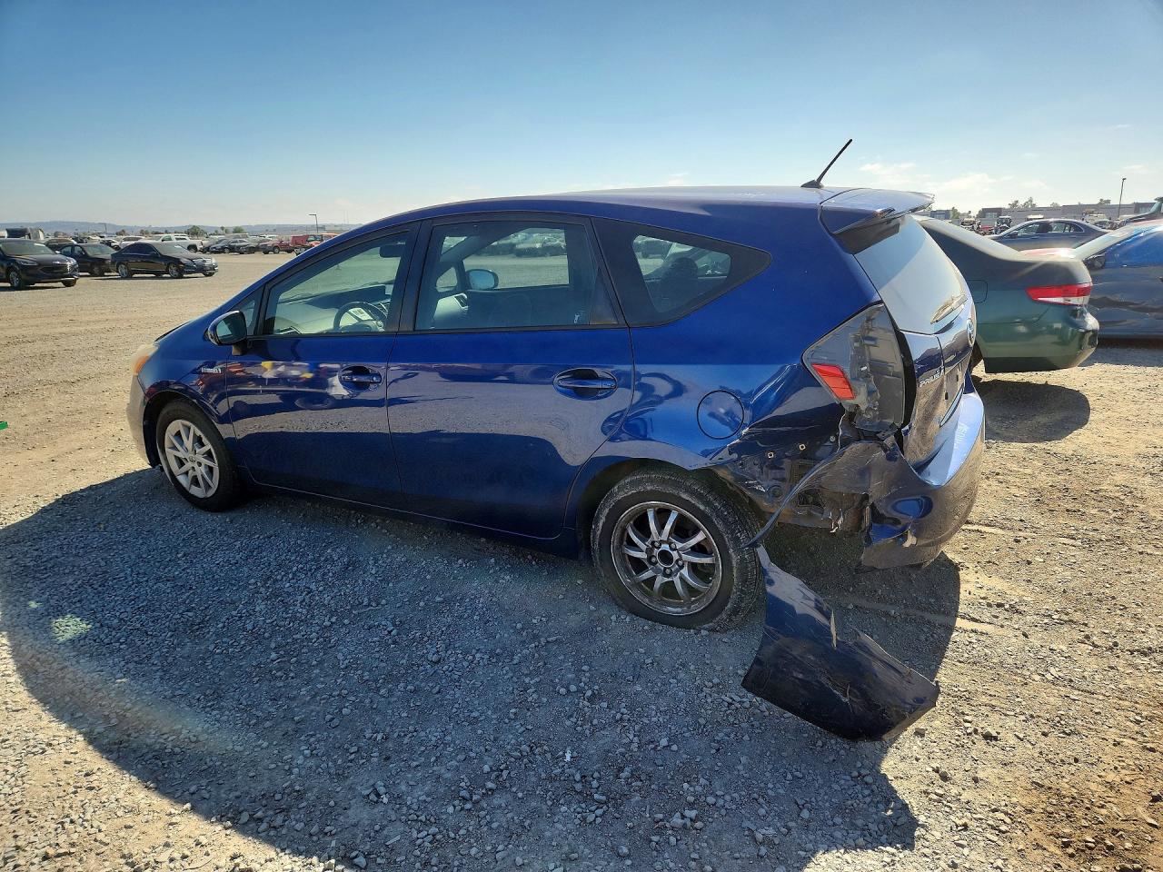 JTDZN3EU1C3167749 · 2012 TOYOTA PRIUS V · 2/12