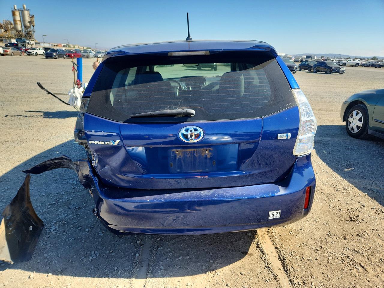 JTDZN3EU1C3167749 · 2012 TOYOTA PRIUS V · 6/12