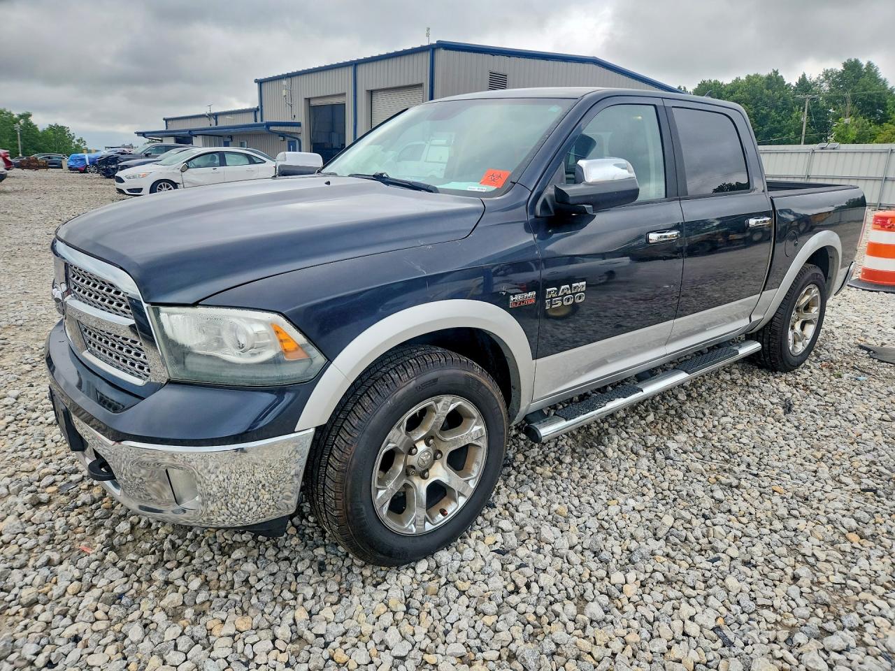 1C6RR7NT6DS568392 · 2013 RAM 1500