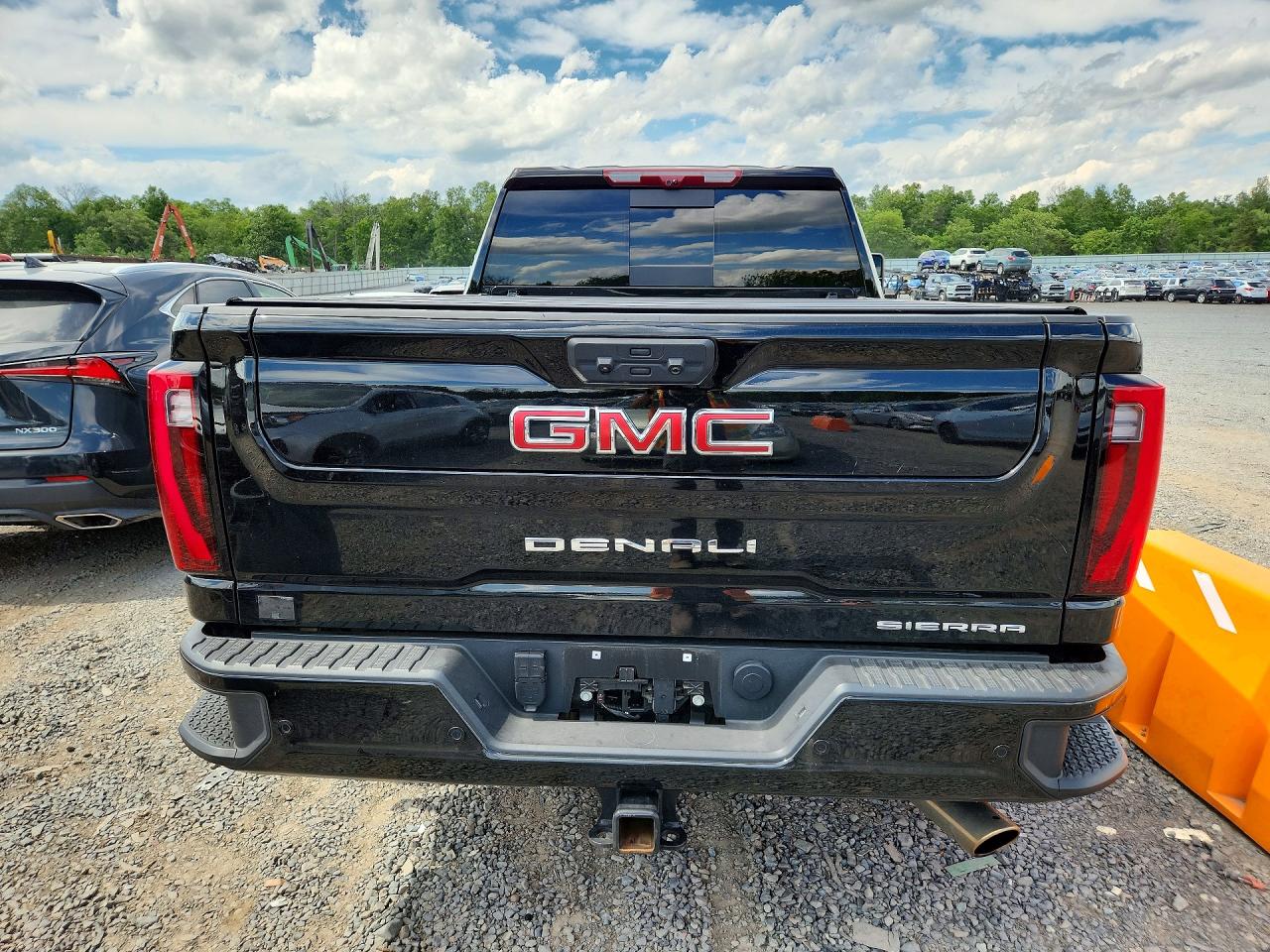 1GT4URE76TF159008 · 2026 GMC SIERRA · 6/12