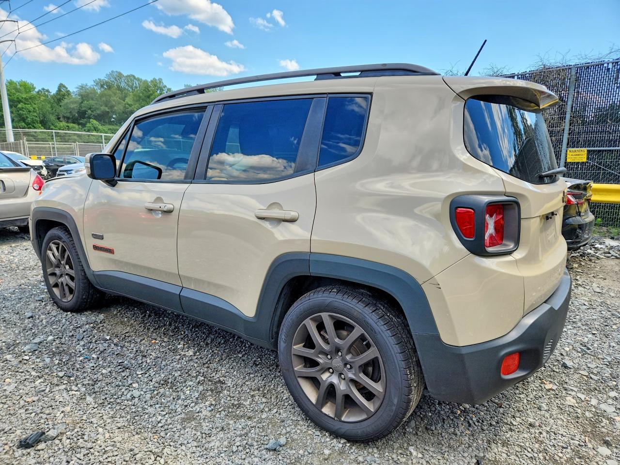 ZACCJABT0GPC62015 · 2016 JEEP RENEGADE · 2/13