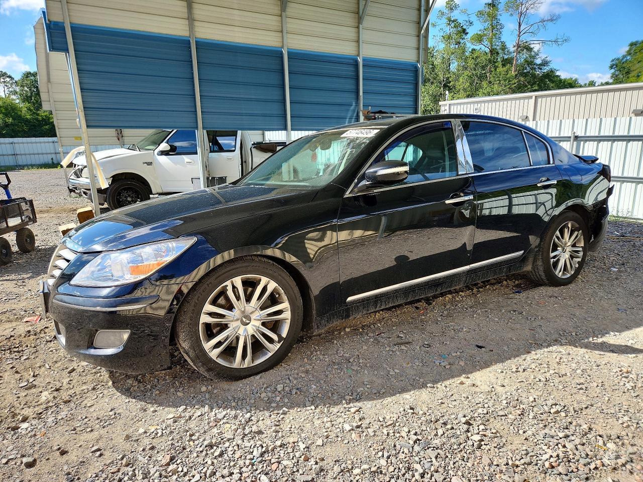 KMHGC4DFXBU136882 · 2011 HYUNDAI GENESIS