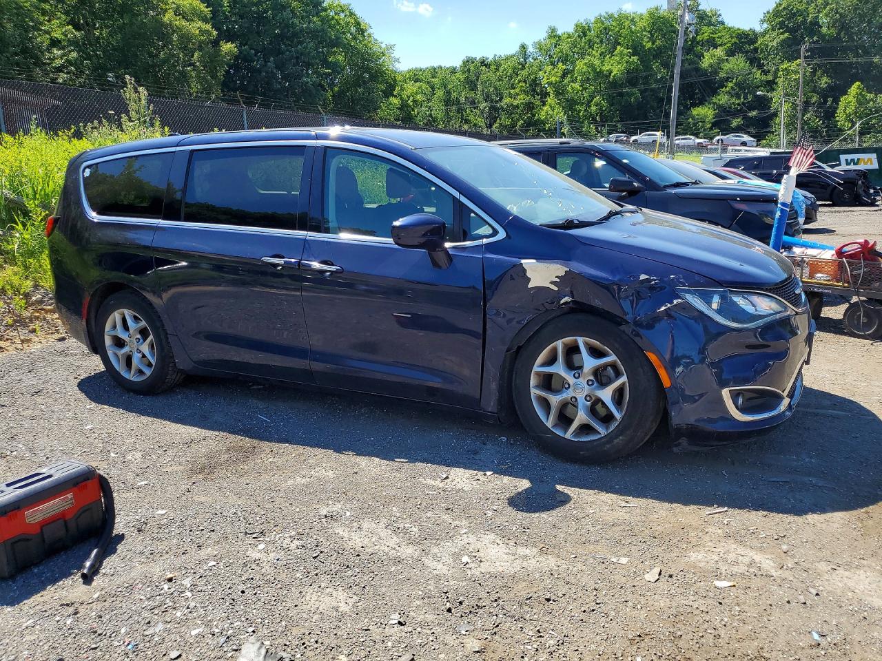 2C4RC1FG9JR351750 · 2018 CHRYSLER PACIFICA · 4/13