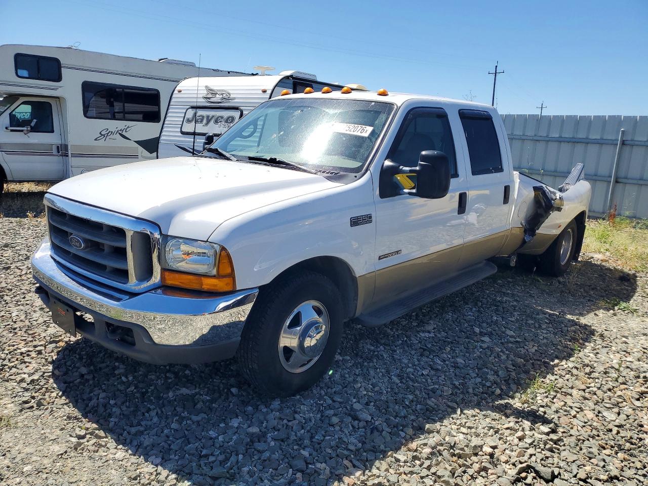 1FTWW32F4YEC27718 · 2000 FORD F350