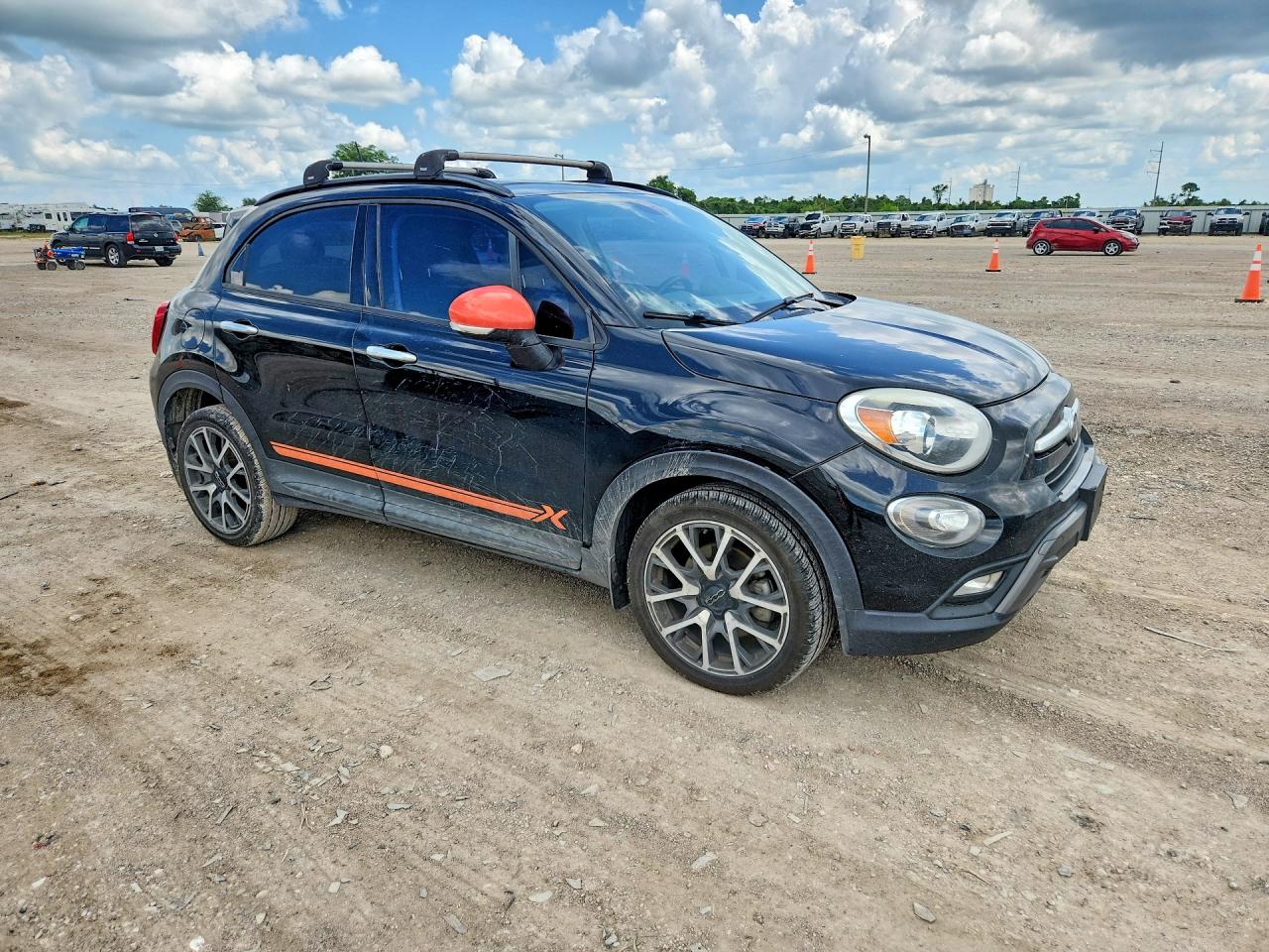 ZFBCFXCB8JP707442 · 2018 FIAT 500X · 4/13