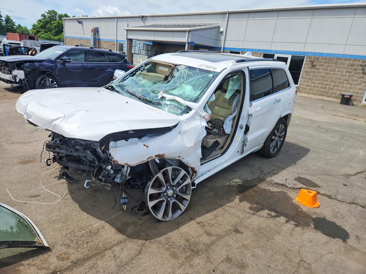 1C4RJFCG3JC268766 · 2018 JEEP GRAND CHEROKEE