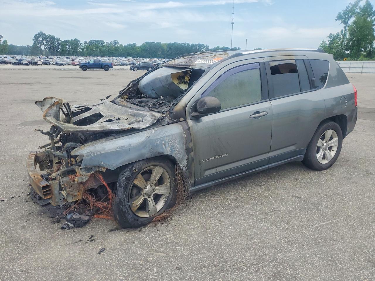 1C4NJDBB4CD576910 · 2012 JEEP COMPASS