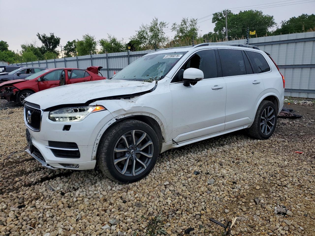 2016 VOLVO XC90