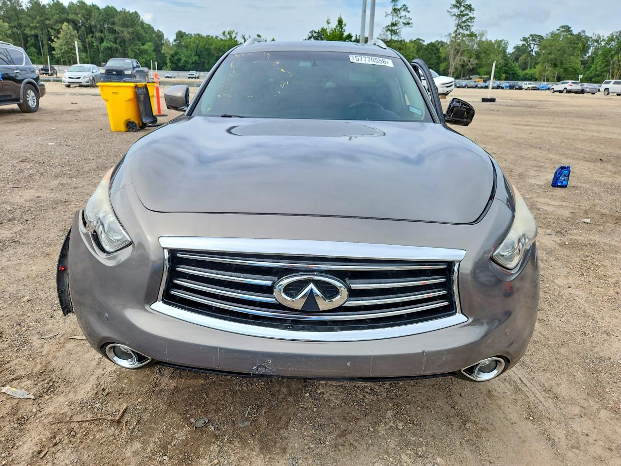 JN8CS1MU3GM671745 · 2016 INFINITI QX70 · 5/13