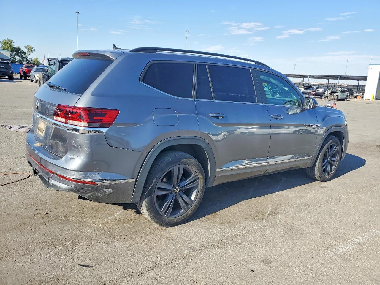 1V2MR2CA2MC531288 · 2021 VOLKSWAGEN ATLAS · 3/13