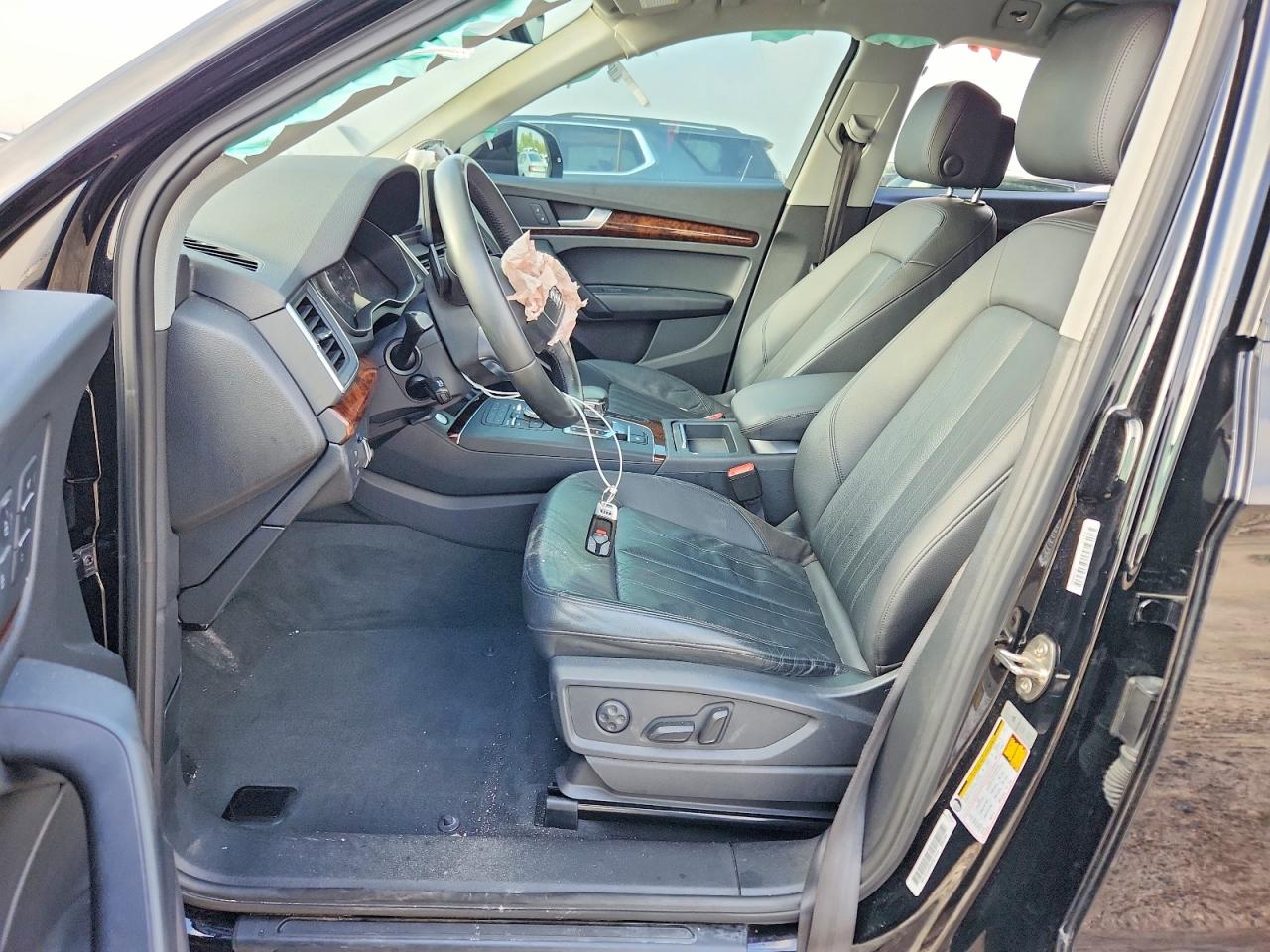 WA1ANAFY3J2101820 · 2018 AUDI Q5 · 7/13