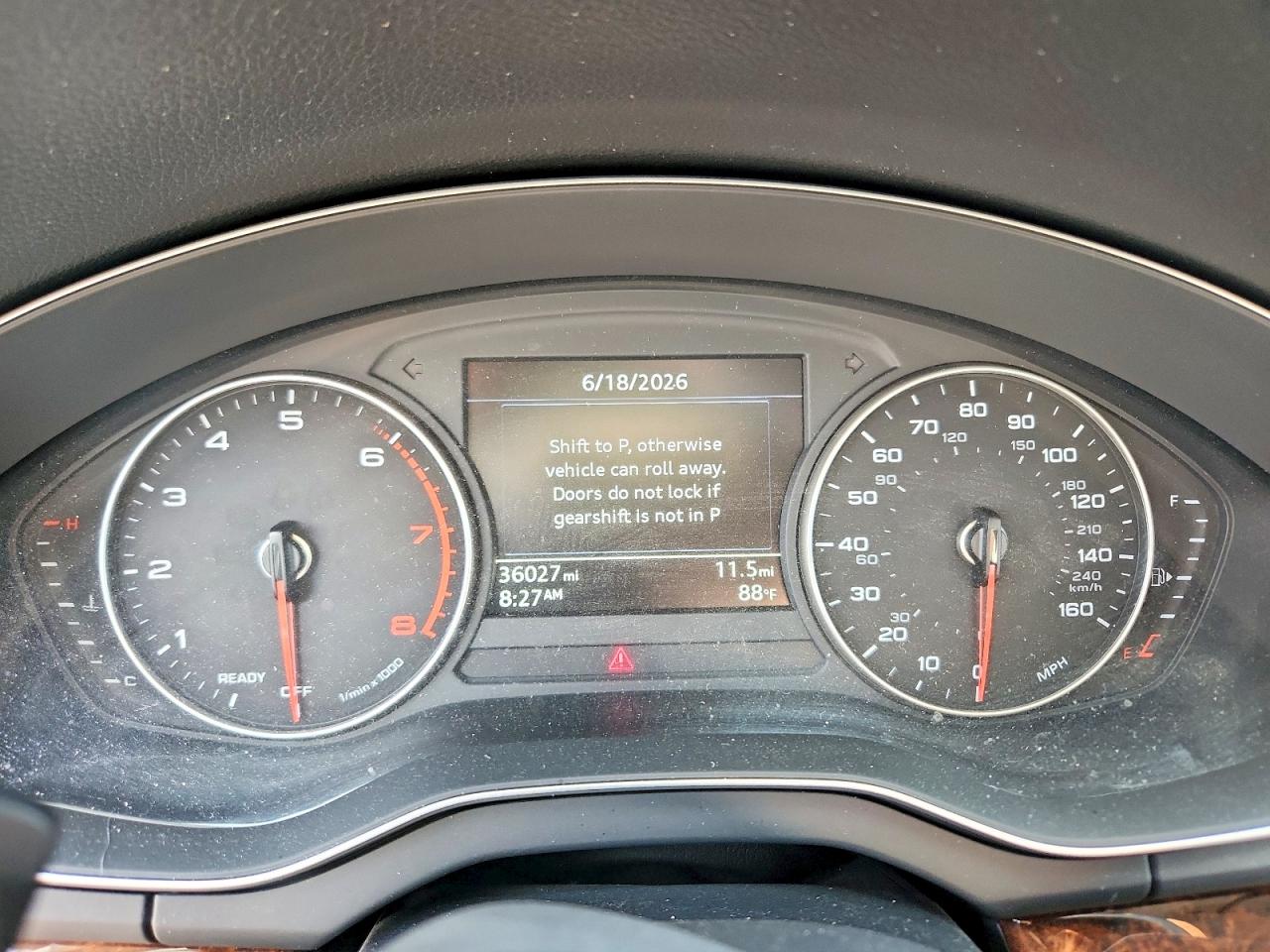 WA1ANAFY3J2101820 · 2018 AUDI Q5 · 9/13