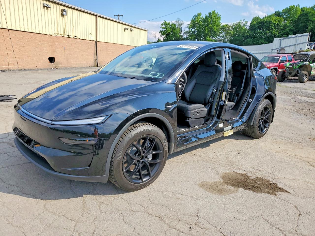 7SAYGDEE2TF460683 · 2026 TESLA MODEL Y