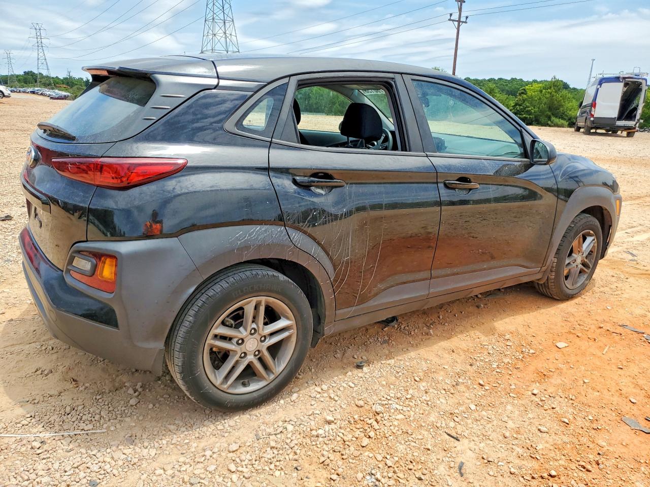 KM8K12AAXJU182921 · 2018 HYUNDAI KONA · 3/12