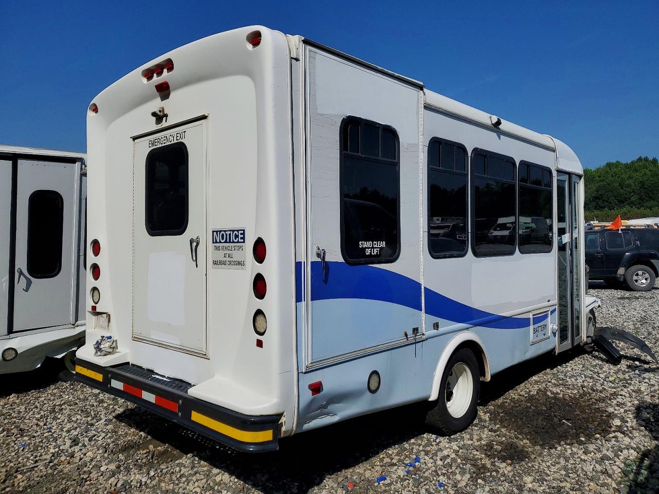 1FDFE4FS7KDC01106 · 2019 FORD ECONOLINE · 4/10