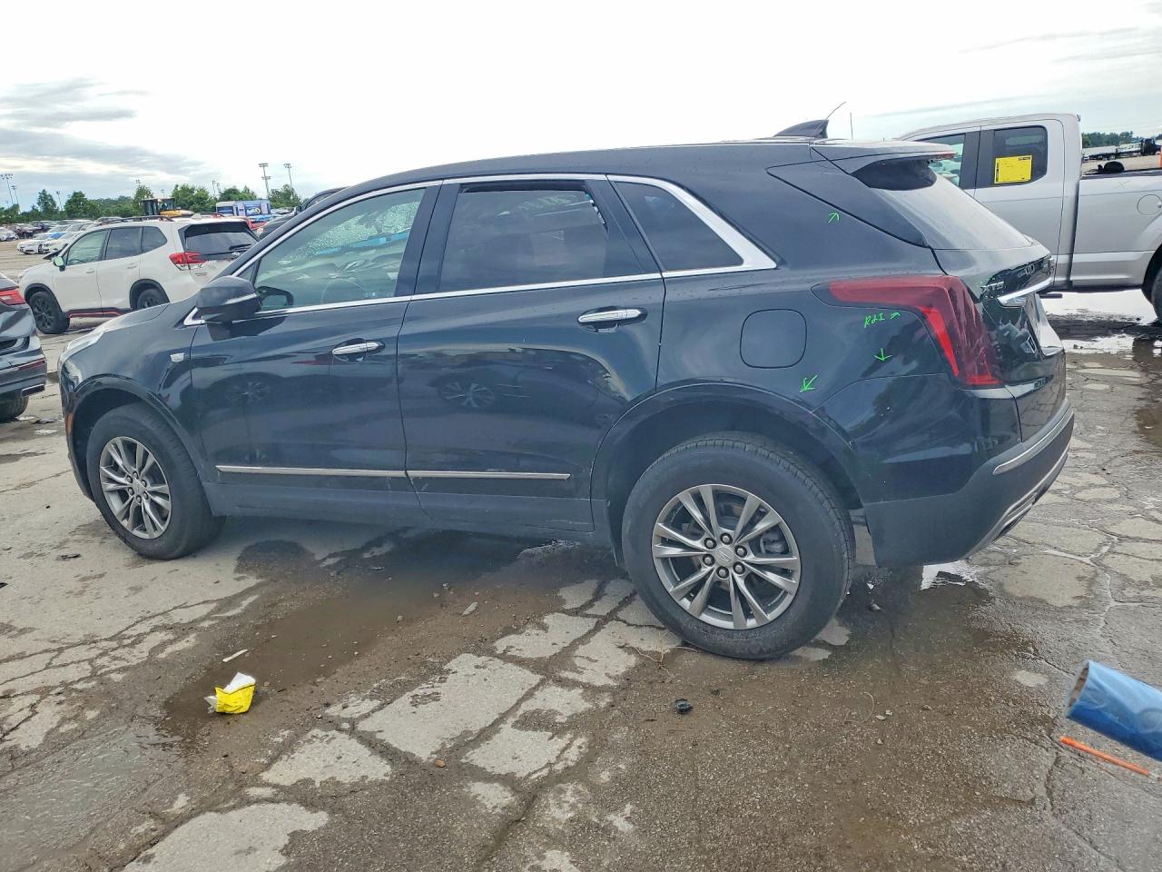 1GYKNCRS4PZ140522 · 2023 CADILLAC XT5 · 2/13