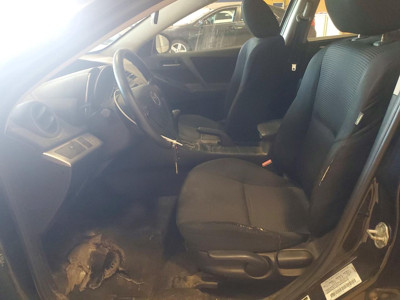 JM1BL1TG9D1747529 · 2013 MAZDA 3 · 7/12