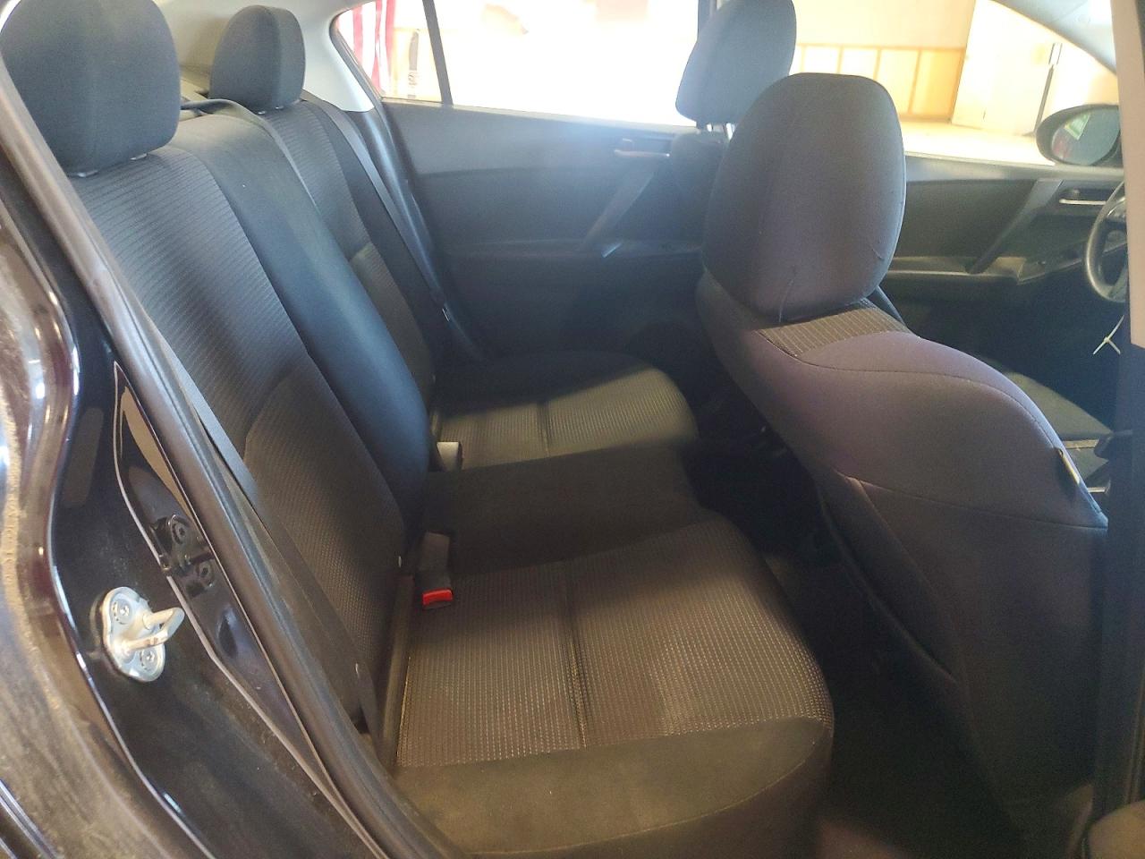 JM1BL1TG9D1747529 · 2013 MAZDA 3 · 10/12