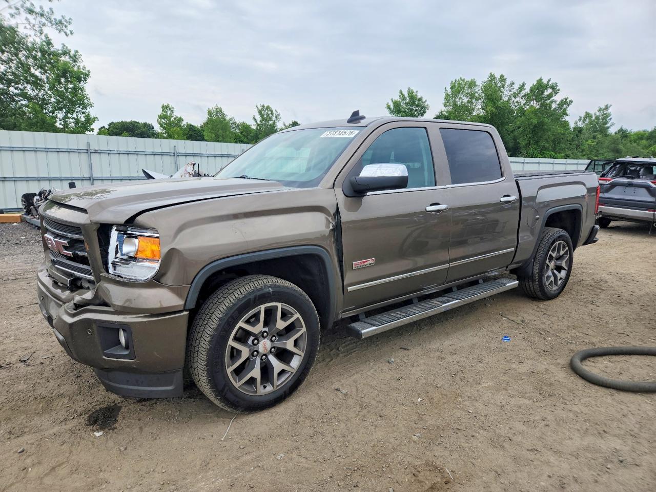 3GTU2VEC0FG390601 · 2015 GMC SIERRA