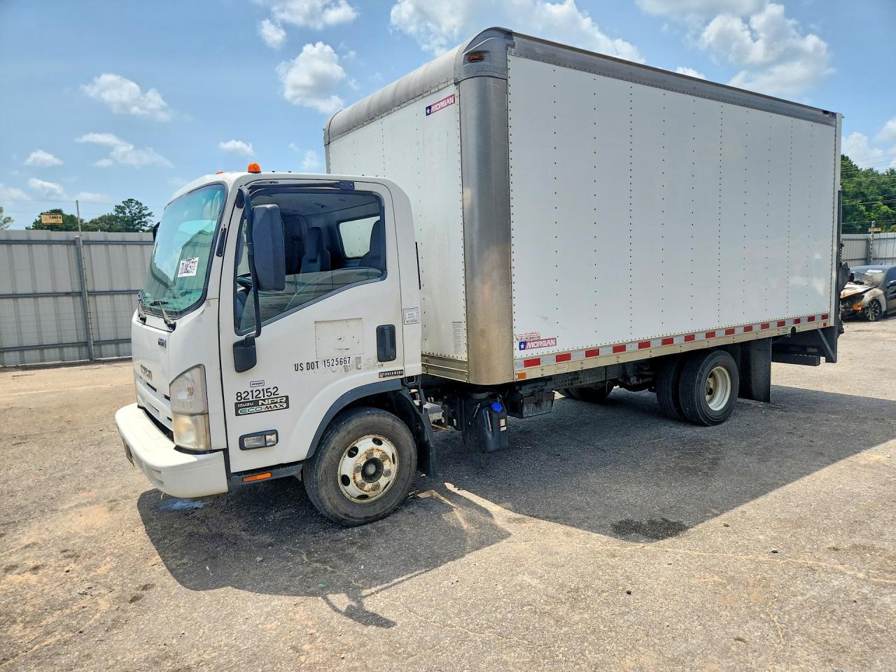 2014 ISUZU NPR