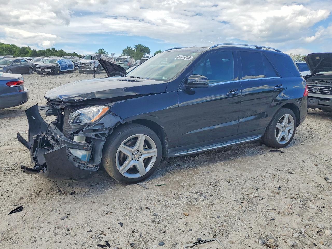 4JGDA5HB6FA493716 · 2015 MERCEDES-BENZ ML
