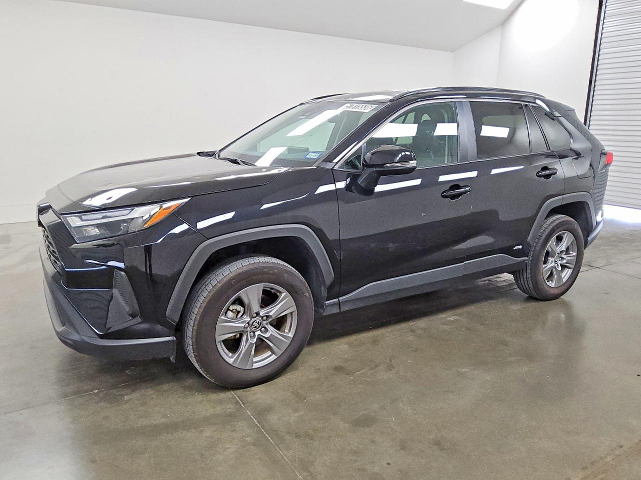 2T3RWRFV6RW211371 · 2024 TOYOTA RAV4 HYBRID