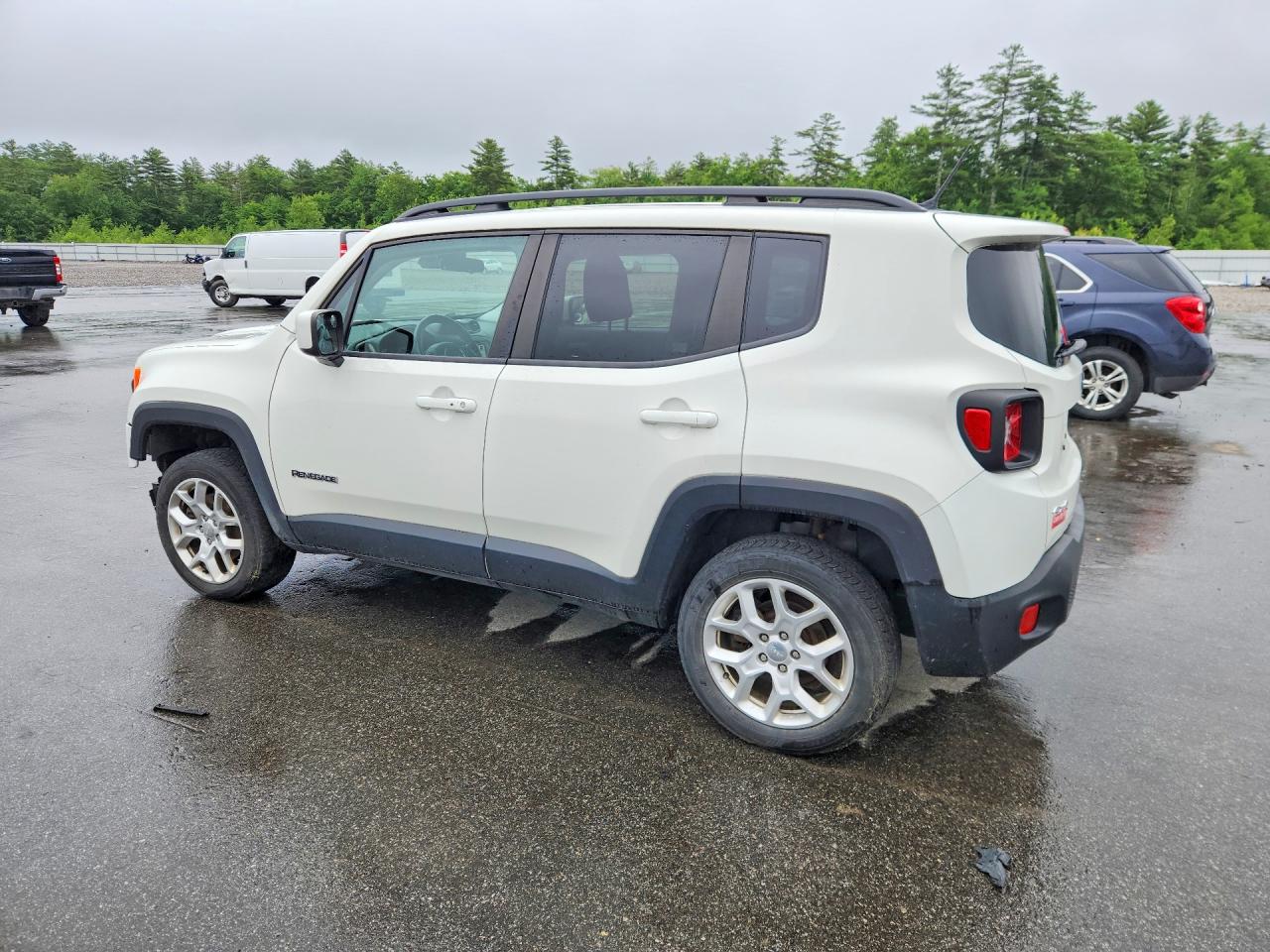 ZACCJBBT1GPD53915 · 2016 JEEP RENEGADE · 2/12