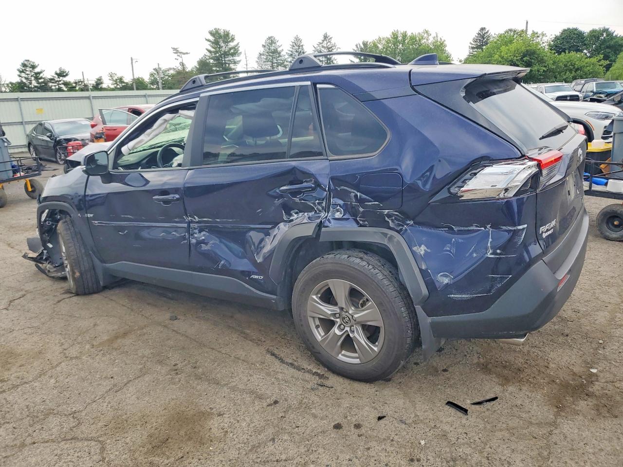 JTMRWRFV2RD242873 · 2024 TOYOTA RAV4 HYBRID · 2/13
