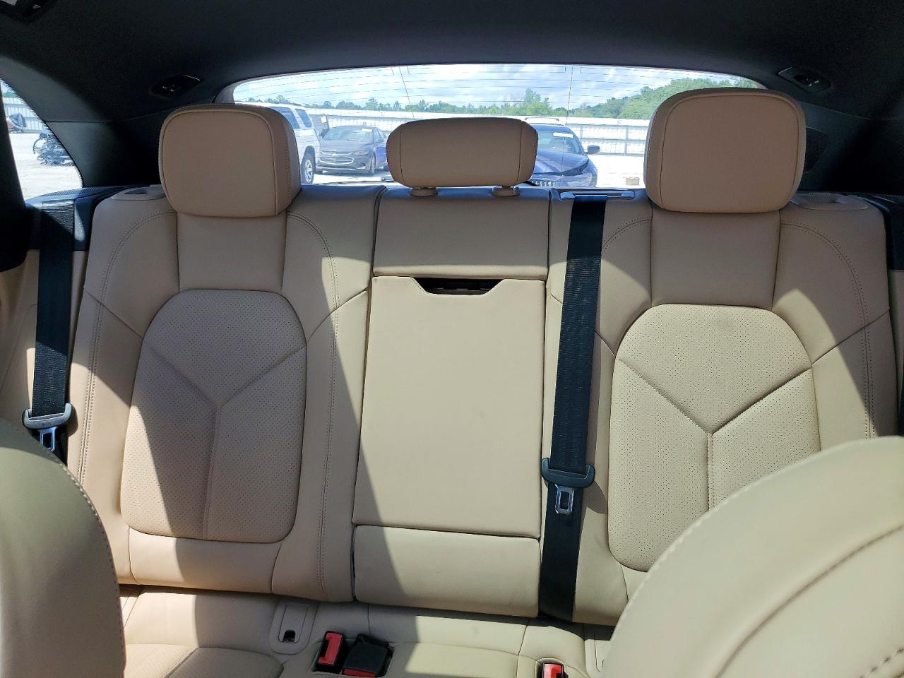 WP1AG2A56SLB41788 · 2025 PORSCHE MACAN · 10/13