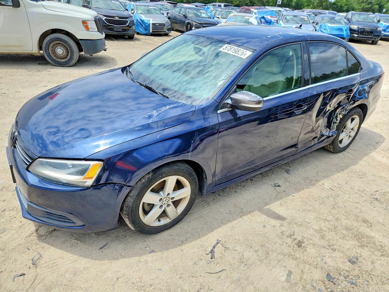 3VWLL7AJ5DM384524 · 2013 VOLKSWAGEN JETTA