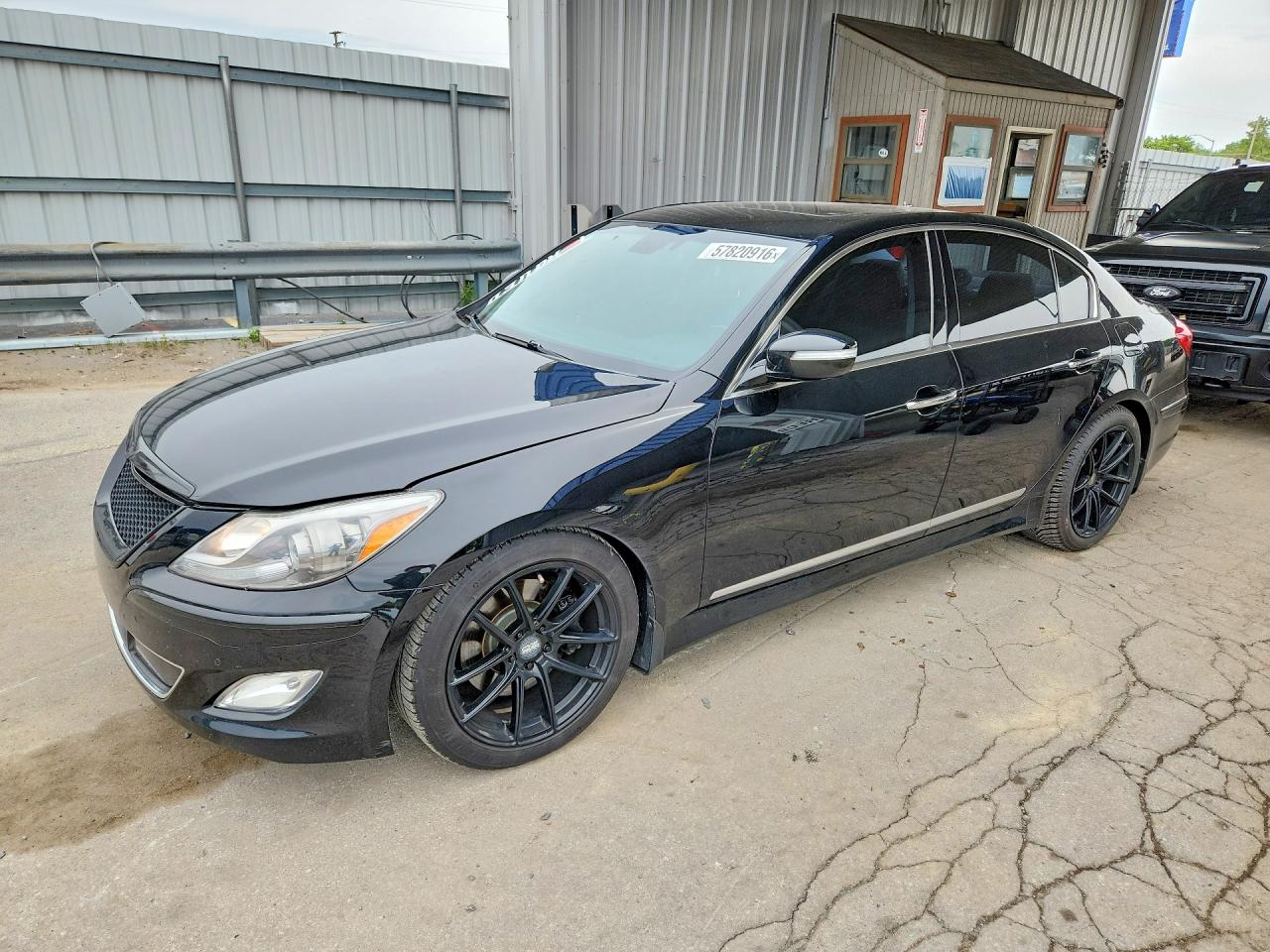 KMHGC4DH2DU246801 · 2013 HYUNDAI GENESIS