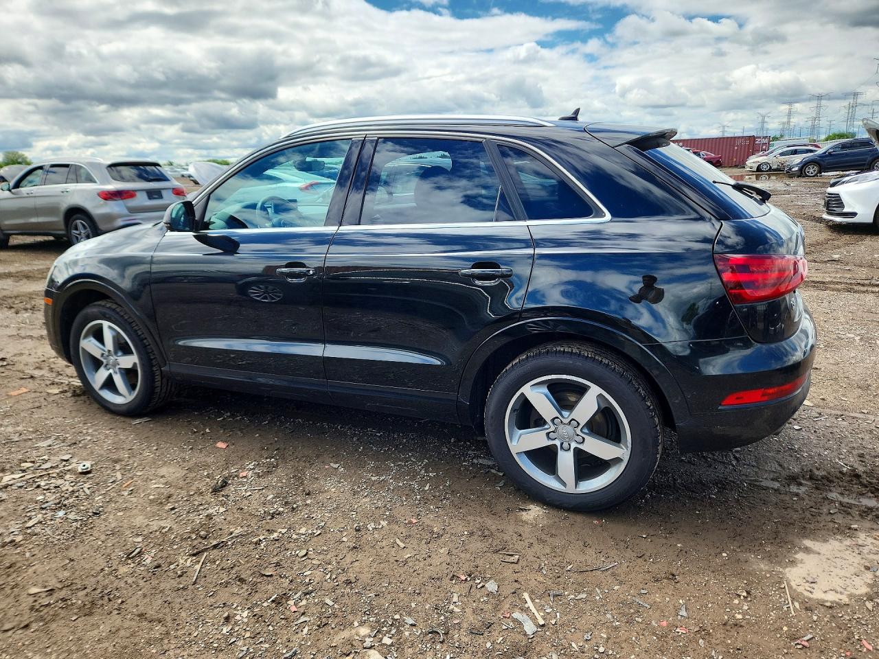 WA1EFCFS0FR013182 · 2015 AUDI Q3 · 2/12