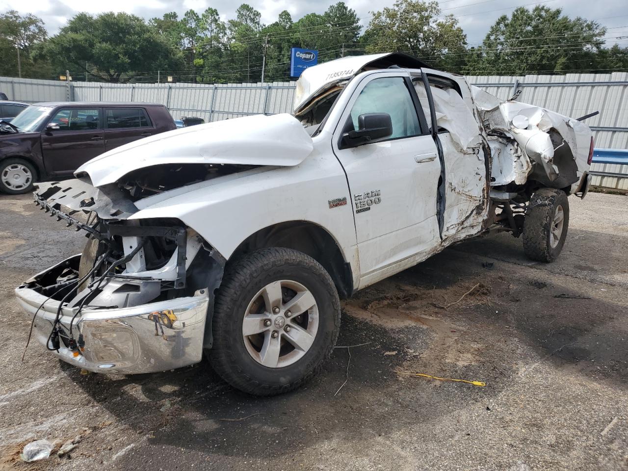 1C6RR7TT8KS659003 · 2019 RAM 1500 CLASSIC