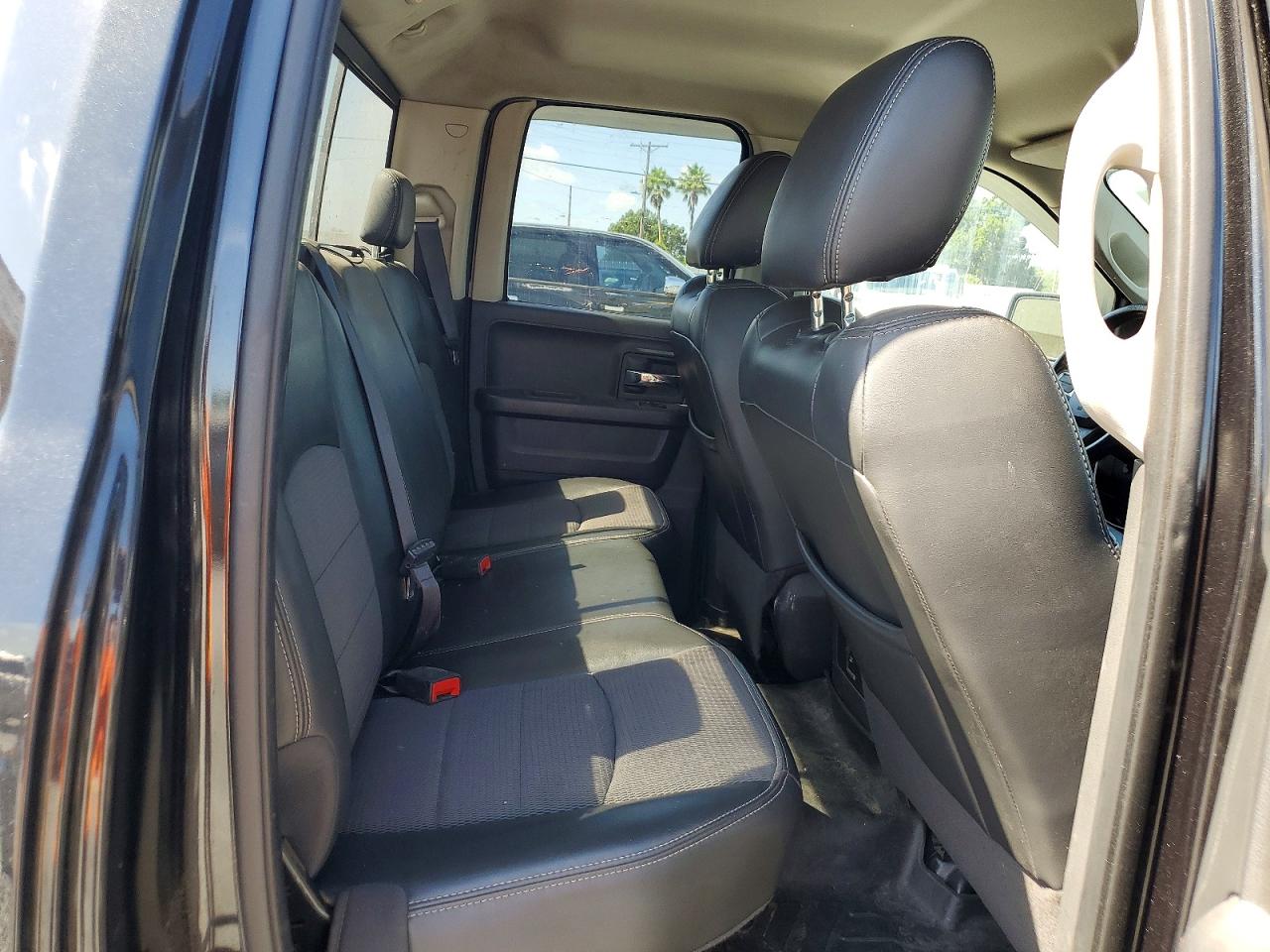 1D7RV1GT3AS207301 · 2010 DODGE RAM 1500 · 10/12