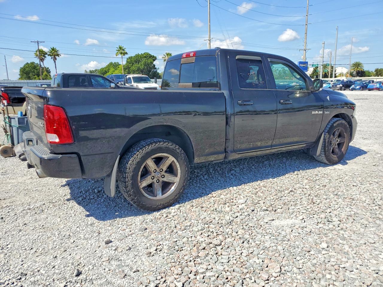 1D7RV1GT3AS207301 · 2010 DODGE RAM 1500 · 3/12