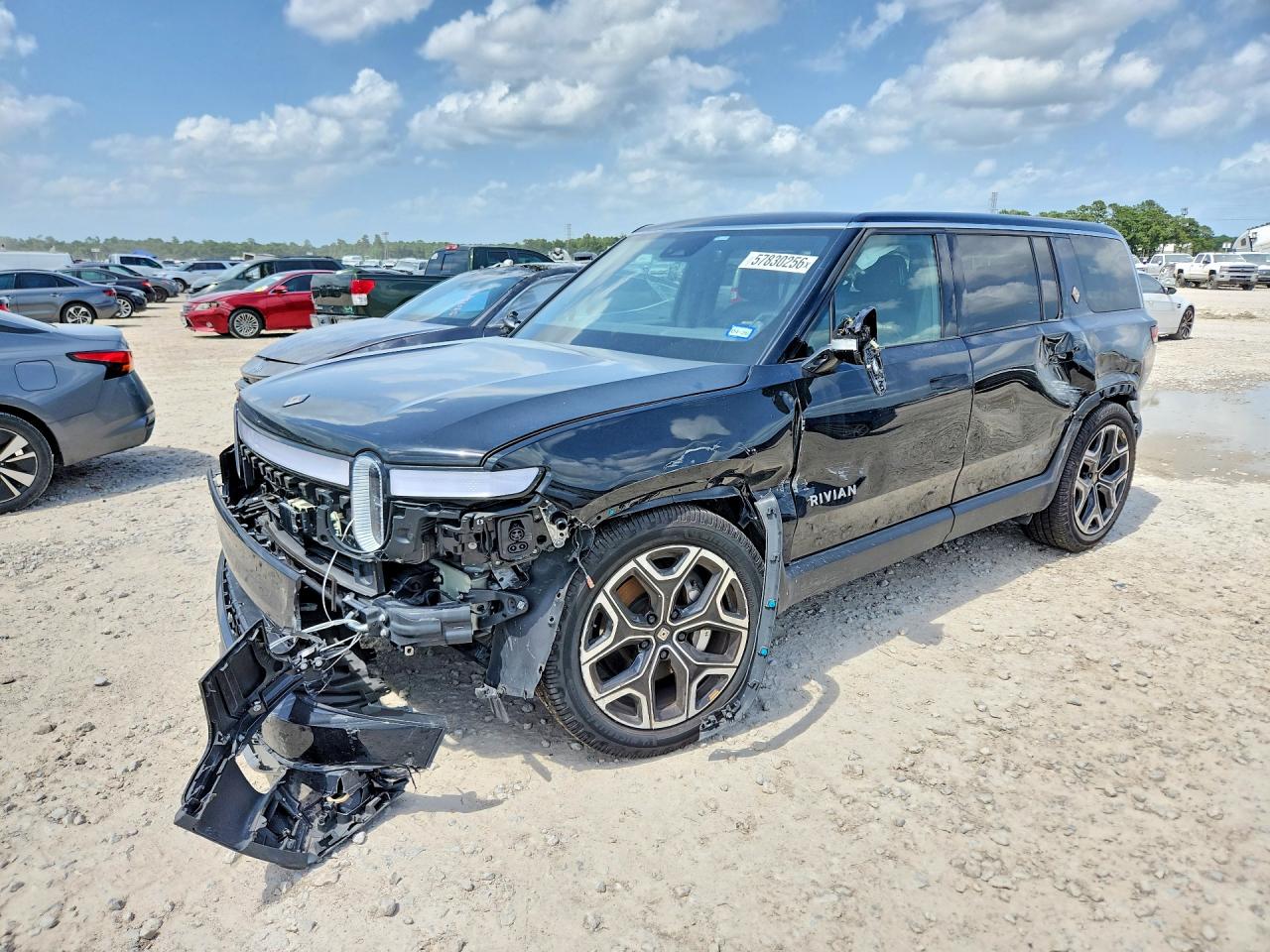 2024 RIVIAN R1S